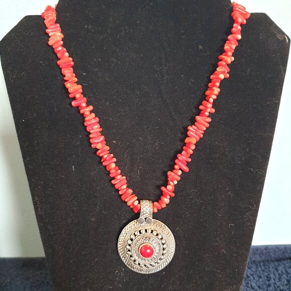 Bold Vintage Indian Genuine Red Coral & 925 Sterling Silver Pendant Necklace - Picture 3 of 16